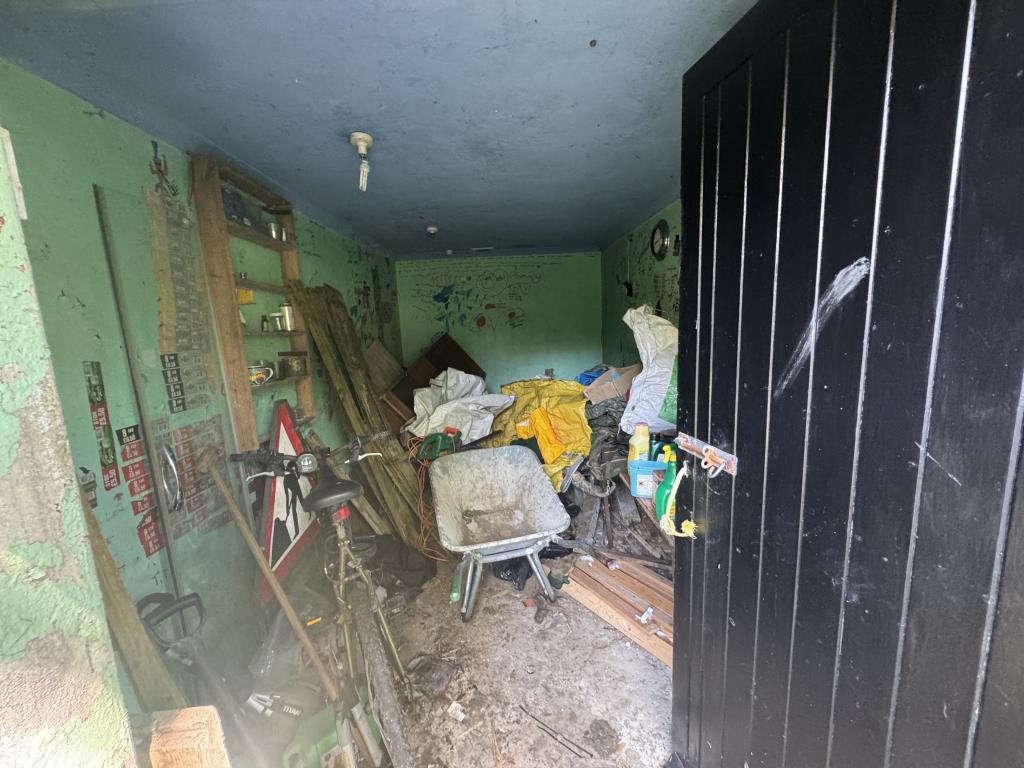 Lot: 97 - DETACHED COTTAGE FOR EXTENSIVE IMPROVEMENT - Storeroom